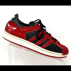 Adidas NBA Series Chicago Bulls Shell Top Sneakers